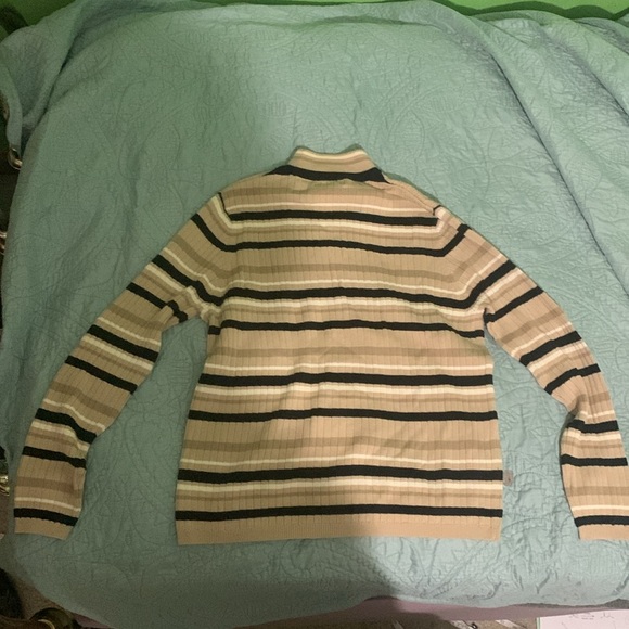 Turtle neck sweater - Picture 2 of 4